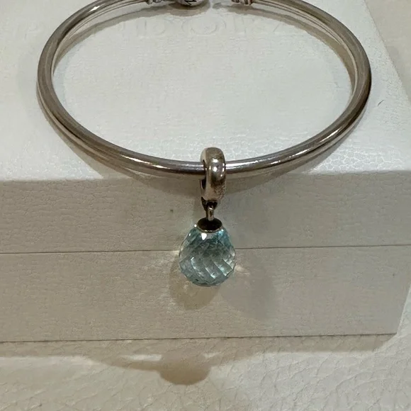 Pandora Ice Blue Fascinating Beauty Dangle Charm - Picture 4 of 4